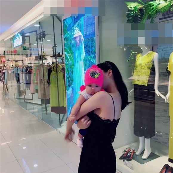 Lần đầu lộ diện vợ và con gái cực xinh của Tiến Dũng (The Men) - Tin sao Viet - Tin tuc sao Viet - Scandal sao Viet - Tin tuc cua Sao - Tin cua Sao