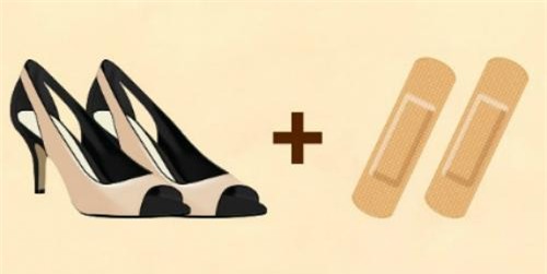 meo xu ly vet o ban, ba keo cao su tren giay chi em nen biet! - 5