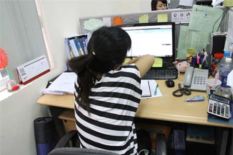 Mặc áo chống nắng kín mít, đi sớm về tối làm tăng nguy cơ mắc bệnh loãng xương-1