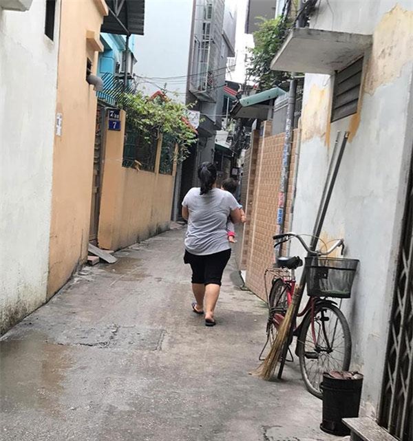 cau chuyen dang sau bong lung mot “me xe” be con khien nghin chi em viet dong cam - 2