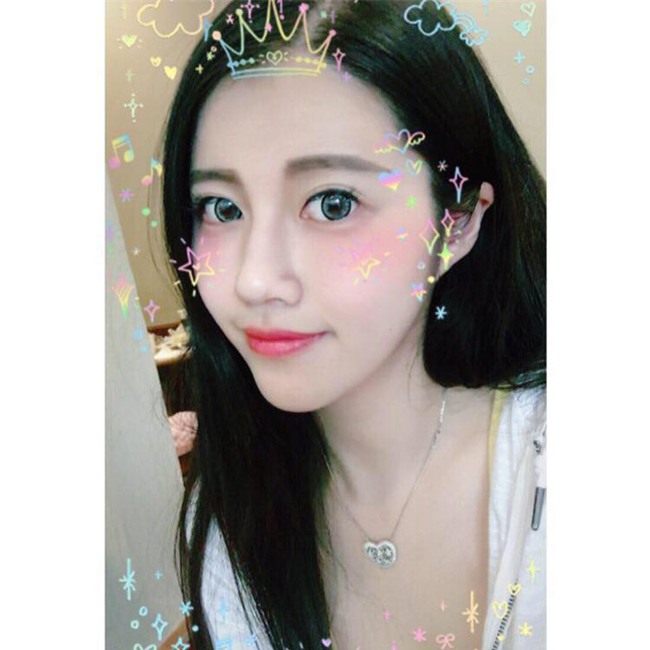 Cô gái đăng ảnh 10 năm trước, chứng minh không có người phụ nữ xấu, chỉ là bạn chưa dậy thì thành công thôi - Ảnh 4.