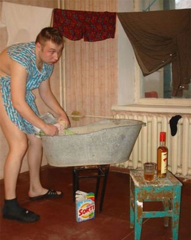 mung 8 thang 3 anh em hay "xong pha" lam... viec nha hinh anh 5