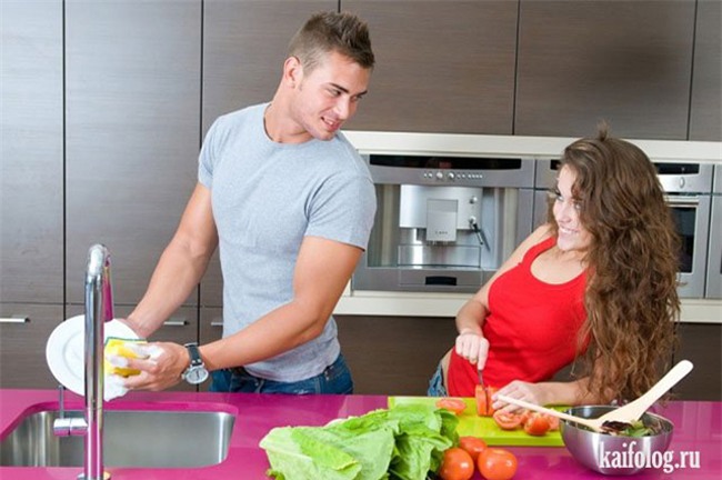 mung 8 thang 3 anh em hay "xong pha" lam... viec nha hinh anh 8