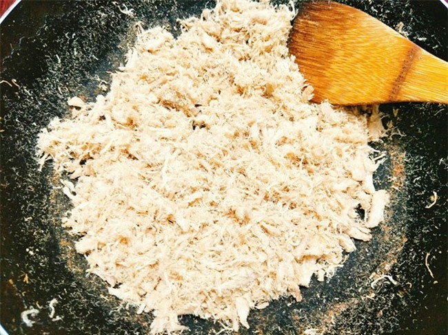 Cứ tưởng dễ, nhưng muốn làm ruốc thịt lợn ăn hoài không chán thì cũng phải có công thức cả đấy - Ảnh 3.