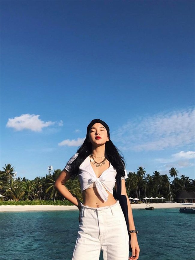 3 nang hot girl dinh dam nhat ha thanh ngay cang dep toi nghet tho hinh anh 16