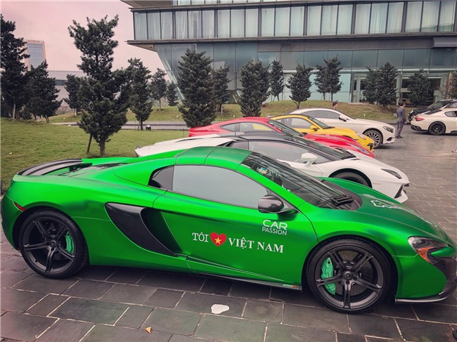 Cường Đô La và Đàm Thu Trang dính như sam trong suốt hành trình phượt bằng siêu xe - Ảnh 7.