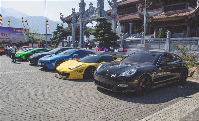 Cường Đô La và Đàm Thu Trang dính như sam trong suốt hành trình phượt bằng siêu xe - Ảnh 8.