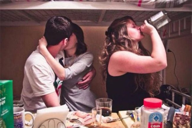 dan fa lam gi trong con "sieu bao" mung 8 thang 3? hinh anh 10