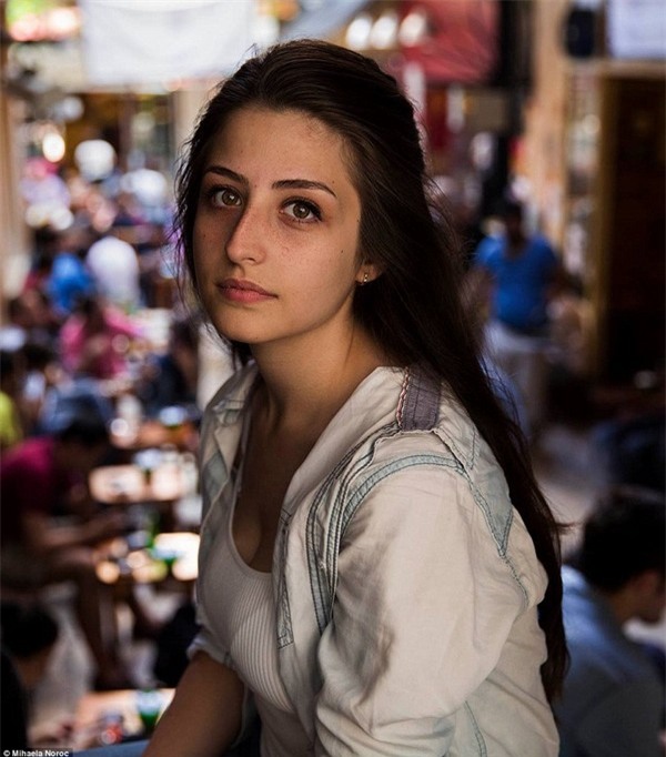 Một cô gái tại Thổ Nhĩ Kỳ