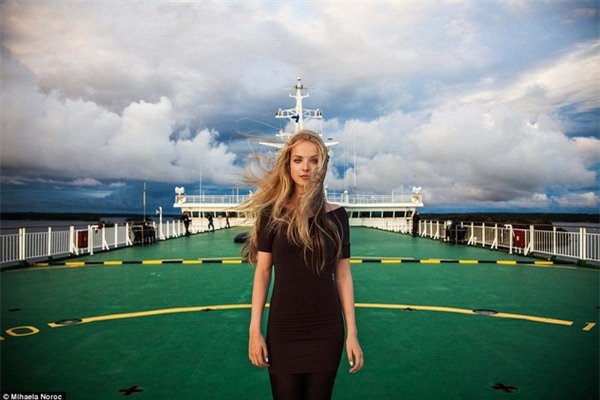 Cô gái mà Noroc gặp khi đi trên tàu ở biển Baltic