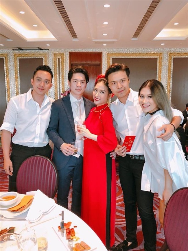 Mai Hồ vướng nghi án mang bầu khi lộ vòng 2 lùm lùm trong lễ đính hôn. - Tin sao Viet - Tin tuc sao Viet - Scandal sao Viet - Tin tuc cua Sao - Tin cua Sao