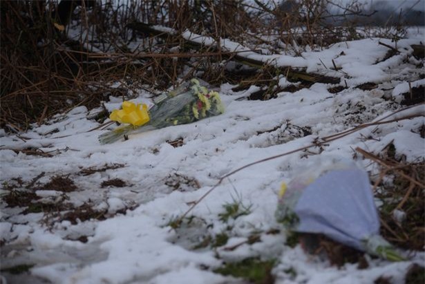 Tới hiện trường tai nạn, anh lính cứu hỏa đau đớn khi phát hiện con trai ruột là một trong những nạn nhân - Ảnh 2.