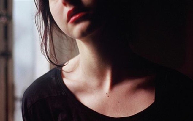 Thực ra phụ nữ không sợ lấy chồng nghèo, chỉ sợ rước nhầm phải chồng hèn mà thôi - Ảnh 1.