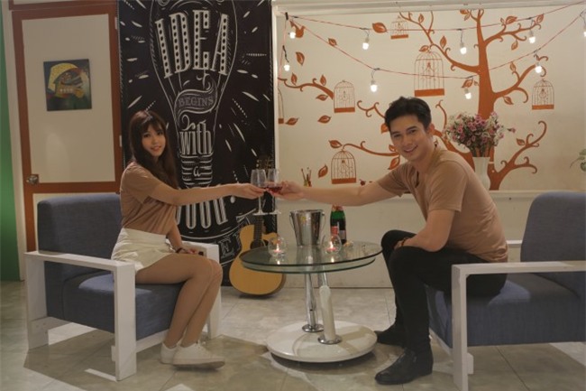 Vụ việc cắm sừng gây chấn động: anh chàng đã có bạn gái 2 năm vẫn tham gia chương trình truyền hình tìm kiếm người yêu - Ảnh 2.