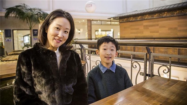 Hàn Quốc cấm học sinh lớp 1, 2 học tiếng Anh vì sợ ảnh hưởng tới tiếng mẹ đẻ - Ảnh 1.