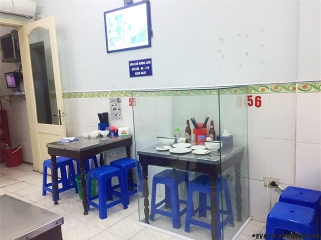 quan "bun cha obama" dong hop kinh cho ngoi, ai cung ngo ngang khi biet su that - 1