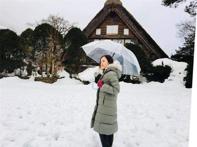 Chân dung chị gái ruột sở hữu nhan sắc xinh đẹp của Hoa hậu Chuyển giới Quốc tế Hương Giang - Ảnh 7.