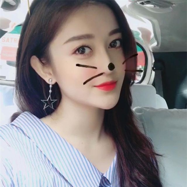 Hóa ra để có được gương mặt chuẩn V-line Huyền My chăm dùng loại mặt nạ này - Ảnh 3.