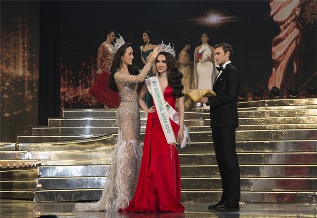 Đường tình duyên của mỹ nhân chuyển giới V-biz: Người yên bề gia thất, người vẫn mãi lận đận - Tin sao Viet - Tin tuc sao Viet - Scandal sao Viet - Tin tuc cua Sao - Tin cua Sao