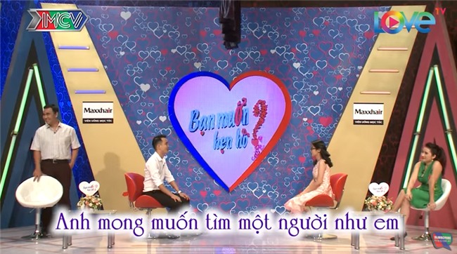 Anh chàng ca cải lương hay như nghệ sĩ khiến cô gái xinh đẹp chưa yêu ai say như điếu đổ trong Bạn muốn hẹn hò-9