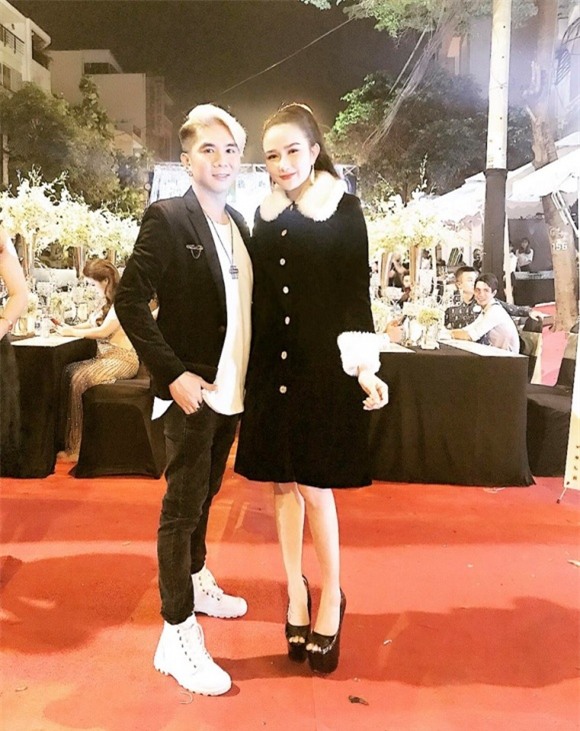 Khánh Đơn, Lương Bích Hữu, ca sĩ Khánh Đơn, Khánh Đơn và bạn gái mới