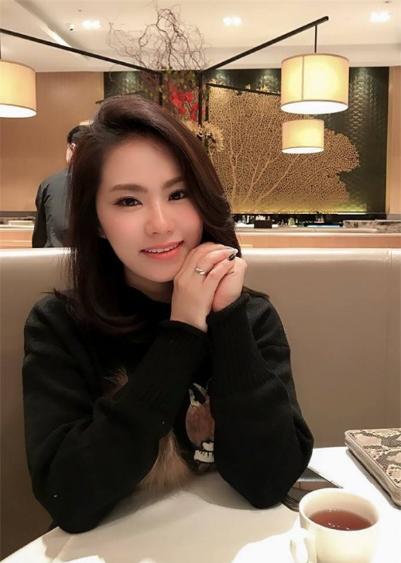 Khánh Đơn, Lương Bích Hữu, ca sĩ Khánh Đơn, Khánh Đơn và bạn gái mới