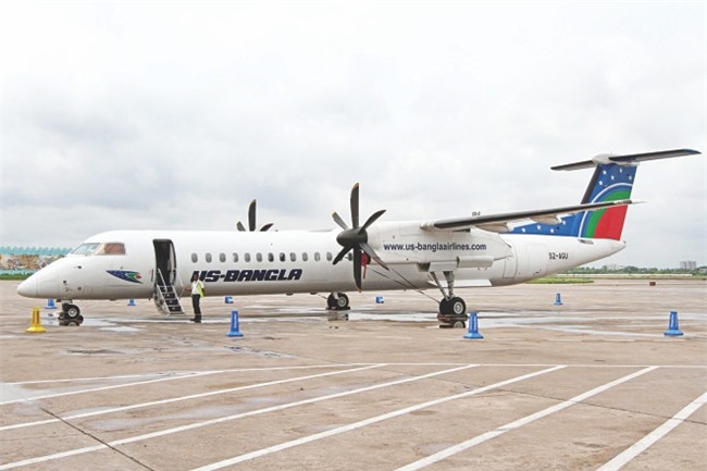 May bay cho khach boc chay tai san bay Nepal, 40 nguoi chet hinh anh 2