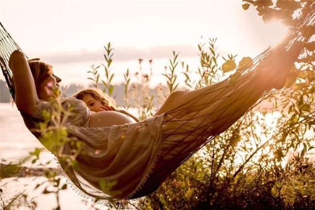 khoanh khac "ven vay" cho con bu dep den nao long cua cac ba me hinh anh 13