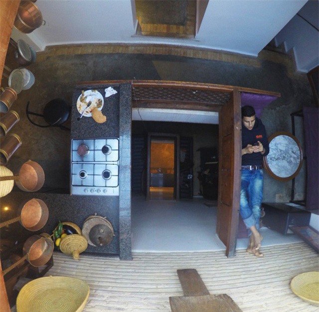 Hẳn bạn sẽ phải nhìn một lúc đủ lâu mới có thể nhận ra được bối cảnh của bức ảnh