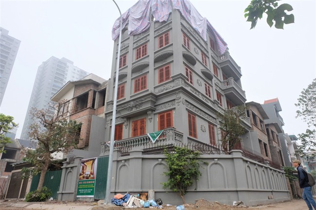 Soi giá hai biệt thự trên đất vàng hơn 130 triệu/m2 của gia đình ông Nguyễn Thanh Hóa