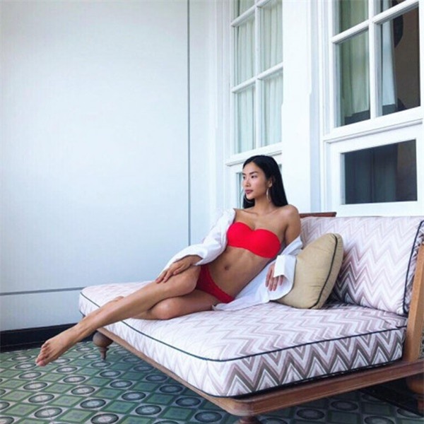 Tăng 2 kg sau Tết, Hoàng Thùy tự tin diện 2 mảnh nhờ body nảy nở bắt mắt-5