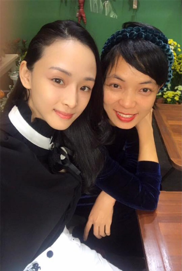 Đạo diễn Hoàng Điệp của phim Đập cánh giữa không trung gặp gỡ Phương Nga hồi tháng 1 tại TP HCM.