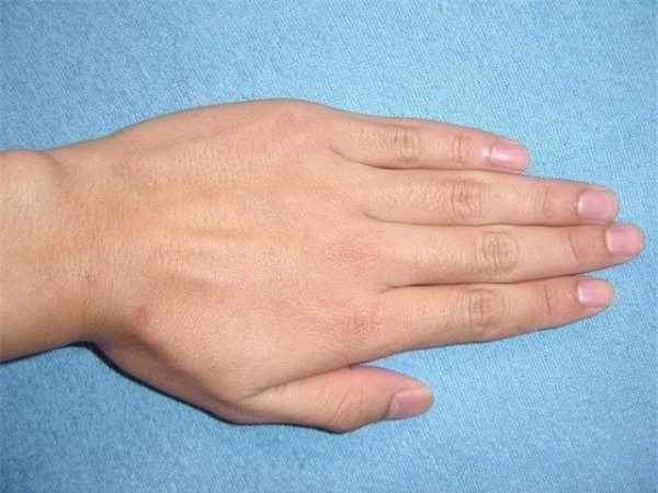 Nhìn kẽ hở bàn tay, biết ngay tương lai giàu sang hay túng thiếu