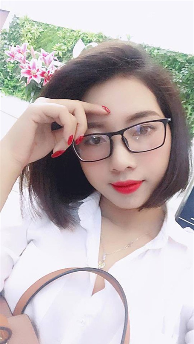 Bị chỉ trích vì mặc quần áo gợi cảm rồi "quẩy" tưng bừng để... bán xôi, các cô gái lên tiếng: "Không quan tâm mọi người bàn tán gì" - Ảnh 4.