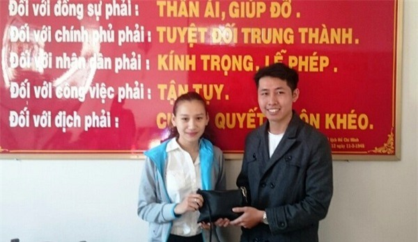 người tốt việc tốt,sống đẹp,nhặt được tiền,thầy giáo trả lại tiền nhặt được,Tỉnh đoàn Gia Lai,Trần Vũ Luân