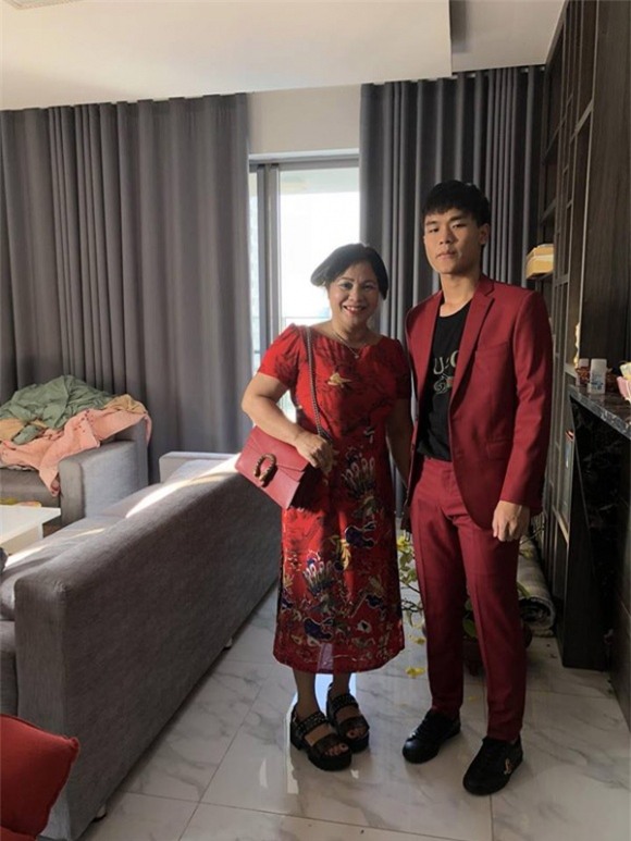 Hòa minzy,bạn trai mới hòa minzy,công phượng