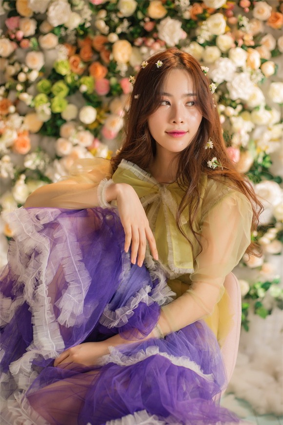 Hoa khôi nam em,nam em dịu dàng,nam em mừng valentine trắng