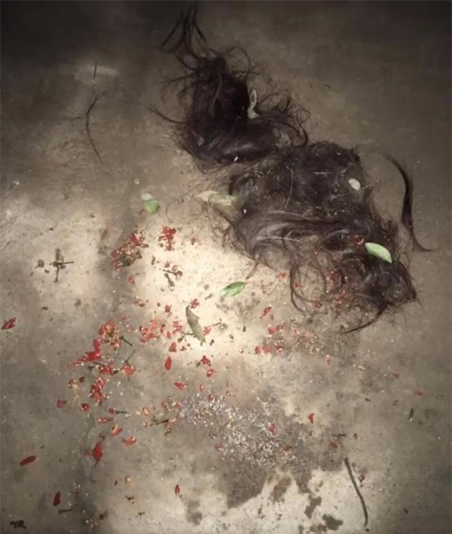 me chong mang ot tuoi di danh ghen giup con dau: "toi khong cham vao nguoi co nhan tinh kia" - 1