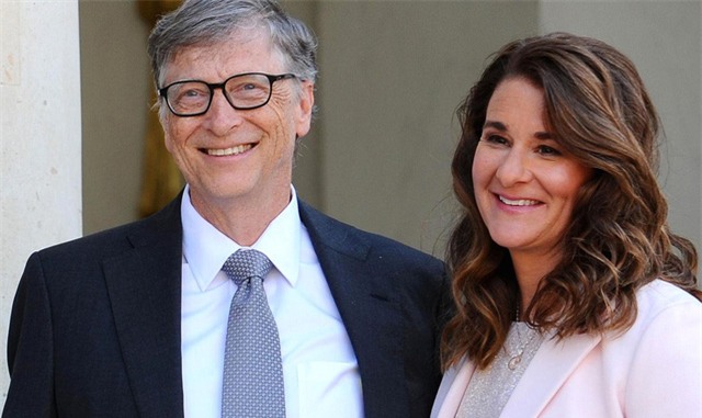 Bill Gates cùng vợ là Melinda.