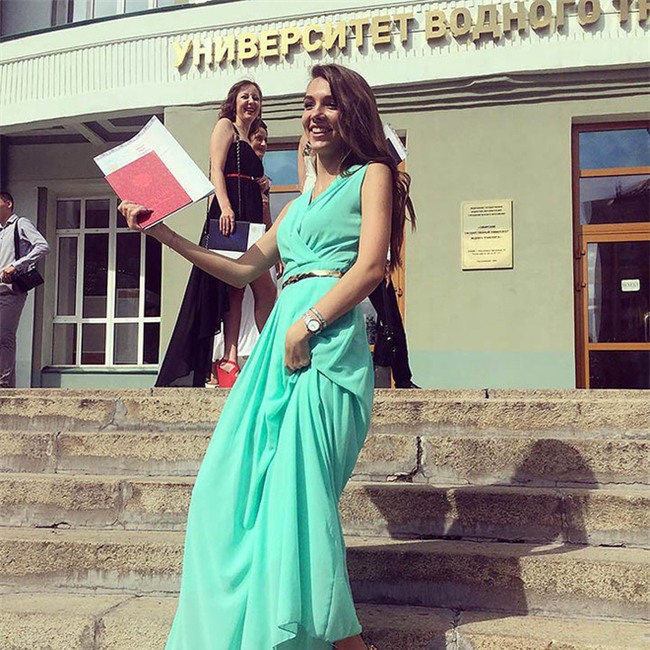 Chỉ vì đi về trễ 30 phút, cô gái xinh đẹp bị gã bạn trai trả thù tàn độc đến mức chấn thương sọ não - Ảnh 1.