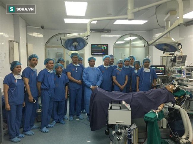 Việt Nam ghép phổi thành công: Giáo sư hàng đầu thế giới ngỡ ngàng và ngưỡng mộ - Ảnh 1.