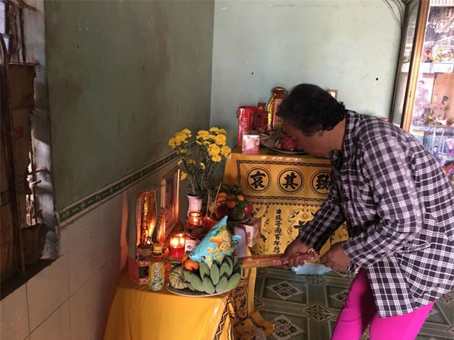 Nghi phạm hiếp dâm rồi sát hại bé gái 4 tuổi ở Bình Phước từng được gia đình nạn nhân cưu mang, cho ở nhờ 7 năm không lấy tiền - Ảnh 3.