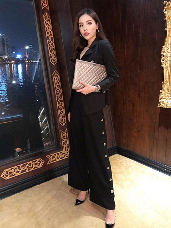 dung la dang cap ho ngoc ha, thanh hang, mac quan vai den cung sang chanh het nac! - 4