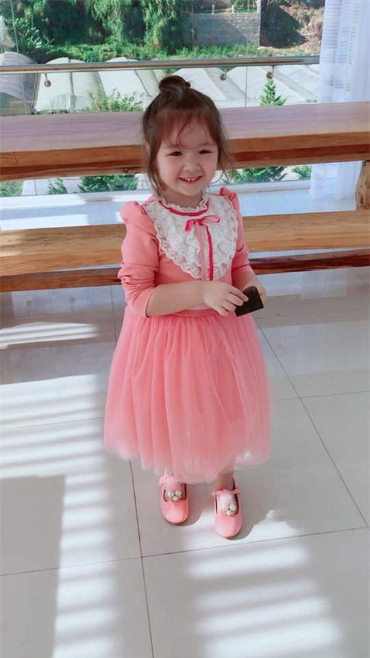 cadie, mộc trà, con gái elly trần