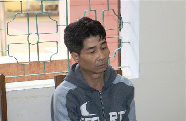 Số phận đáng thương của bé gái 6 tuổi bị gã hàng xóm đáng tuổi ông dâm ô khi đi dự liên hoan cùng bà ngoại - Ảnh 1.