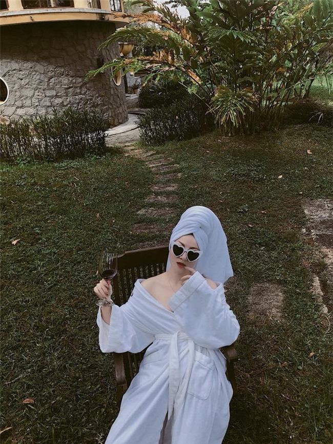 chi dien ao choang tam ma ly nha ky, angela phuong trinh van dep xuat sac - 6