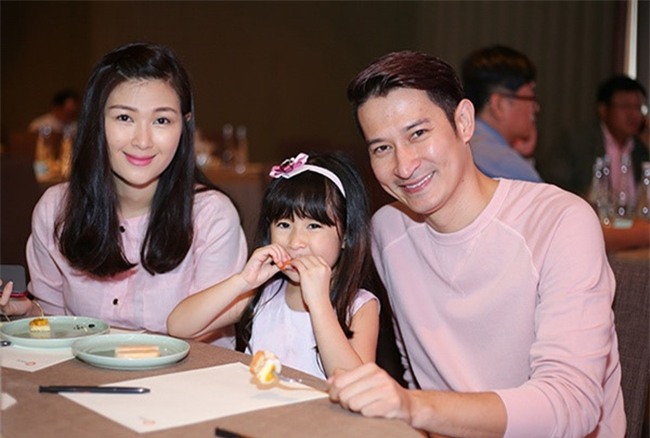 6 co vo tre dep duoc sao nam cung chieu khien chi em phai ghen ty hinh anh 11