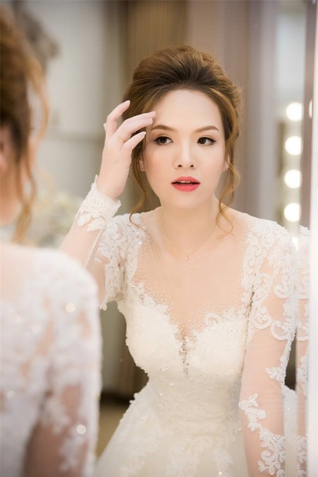 6 co vo tre dep duoc sao nam cung chieu khien chi em phai ghen ty hinh anh 17