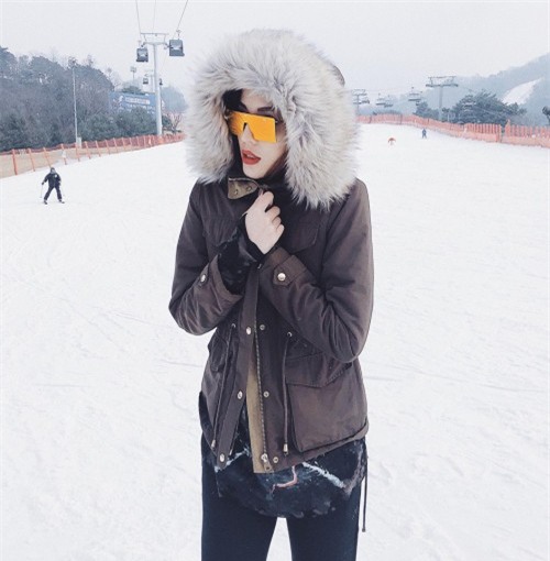 Chịu chơi như Kỳ Duyên: Bộ sưu tập kính trên dưới chục triệu khiến ai cũng thèm khát - Ảnh 17.