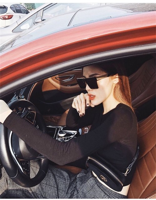 Chịu chơi như Kỳ Duyên: Bộ sưu tập kính trên dưới chục triệu khiến ai cũng thèm khát - Ảnh 27.